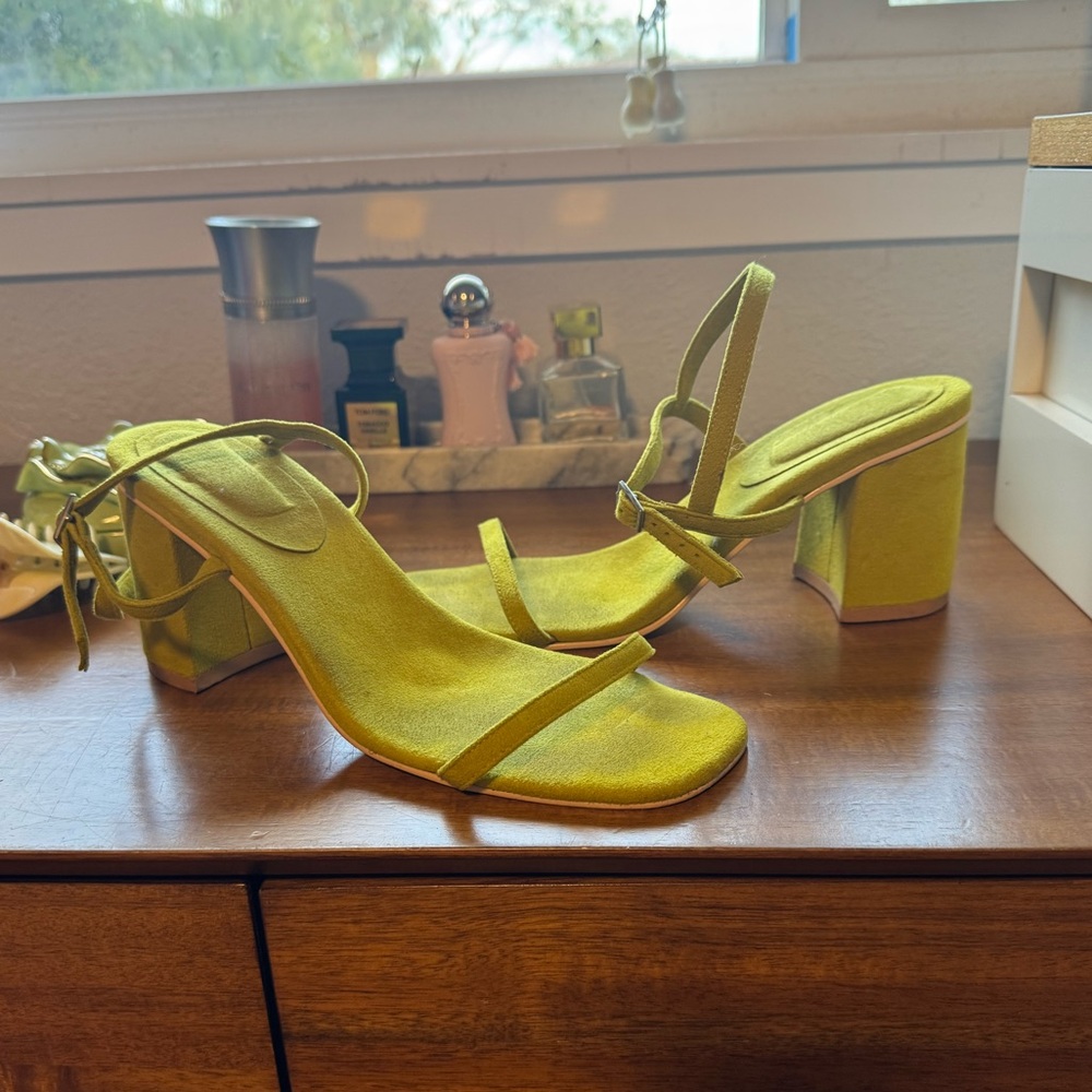 BRAT green suede sandal size 10 by Rafa